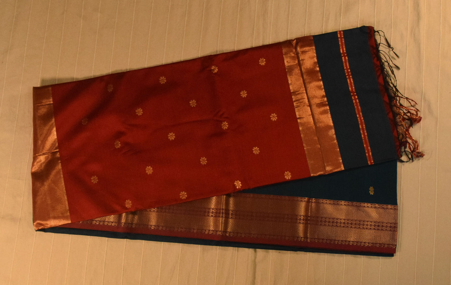 Peacock Blue and Maroon Handloom Maheshwari Saree