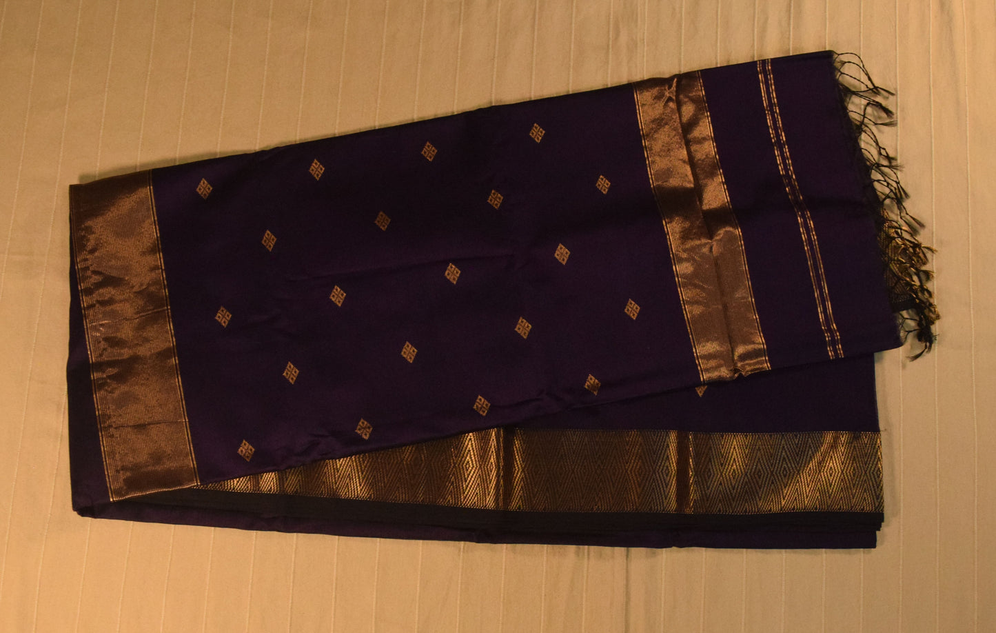 Classic Royal Purple Handloom Maheshwari Saree