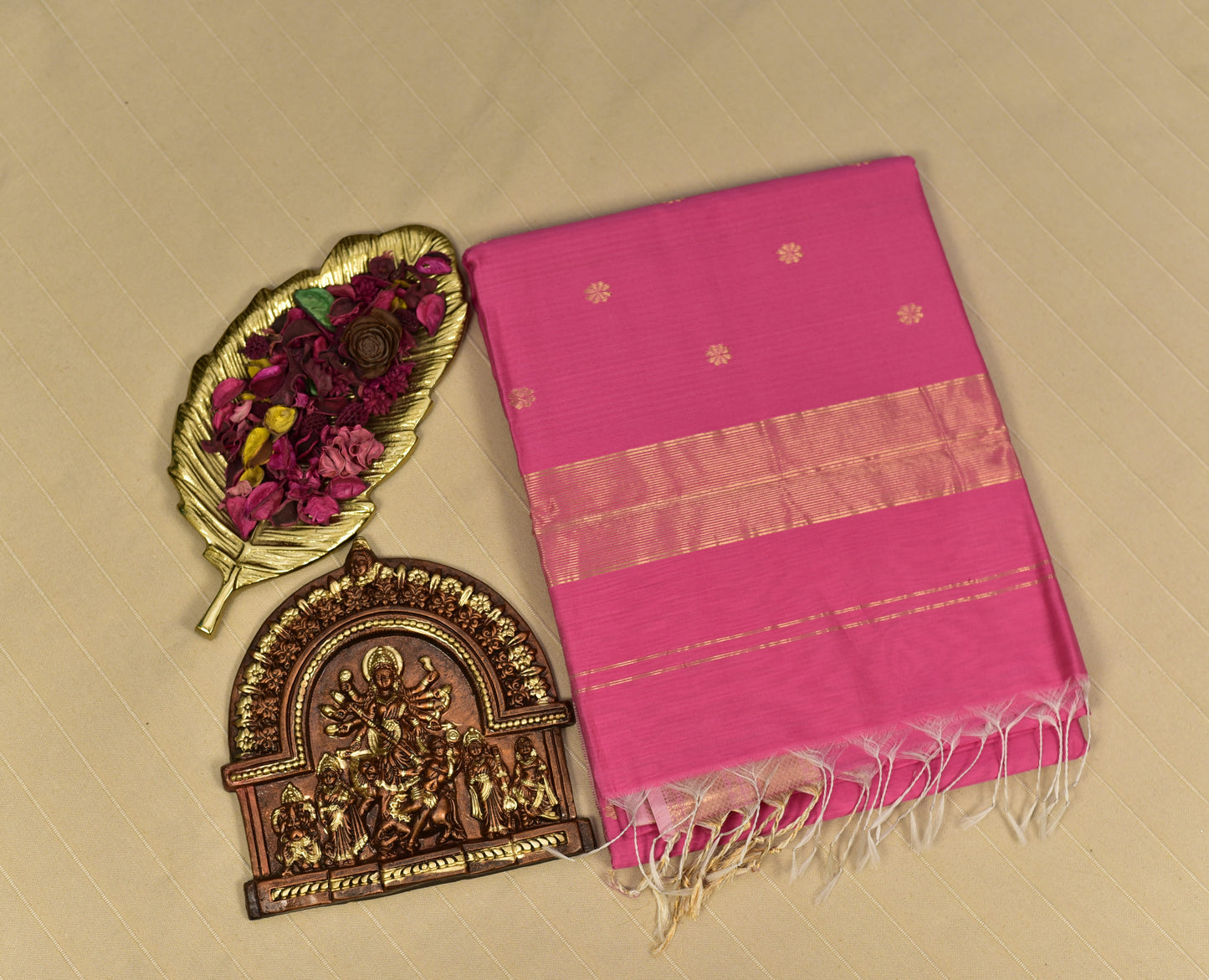 Vibrant Pink Maheshwari Silk Cotton Saree