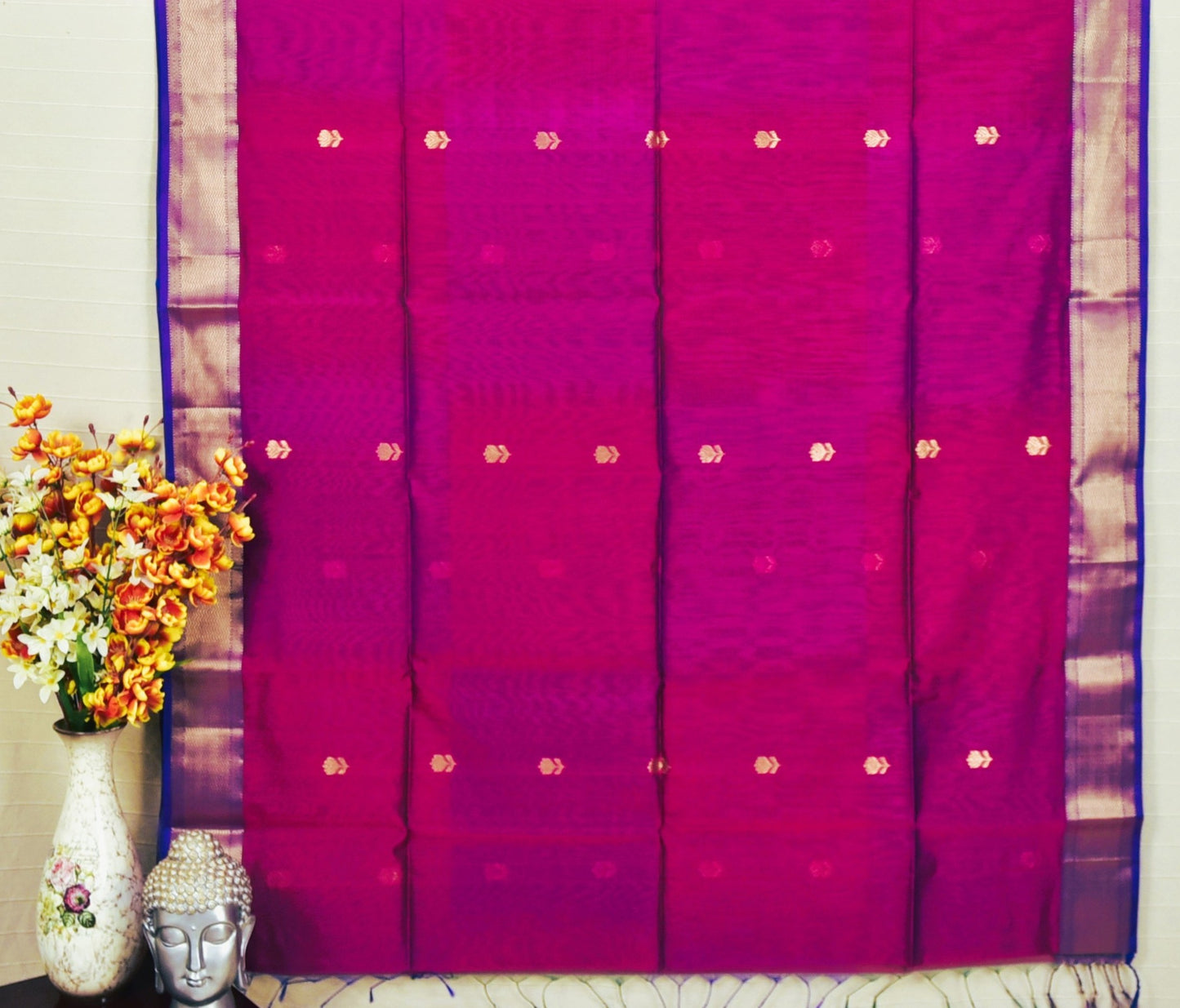 Graceful Crimson Maheshwari Silk Cotton Saree